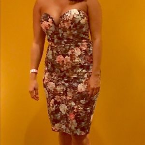 Winter floral sweetheart strapless midi dress